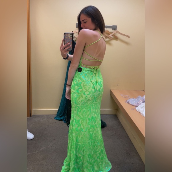 Prom Dress - Picture 1 of 4